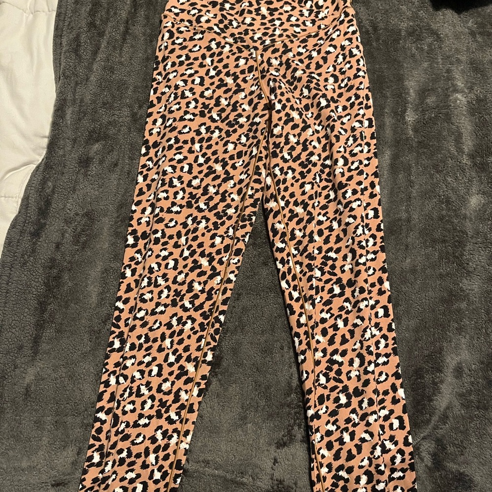 Aerie High-Waisted Offline Wild Leopard Leggings